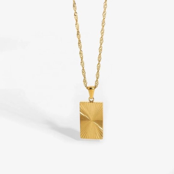 18K Gold Plated Textured Rectangular Pendant Necklace - Picture 9 of 9
